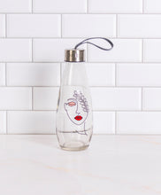 Load image into Gallery viewer, Consol Glass She Lips With Handle Lid 500ml
