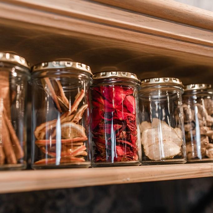 Vaso Bonta Glass Jar 314ml with Gold lid
