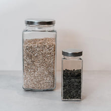 Load image into Gallery viewer, Vaso Evolution Glass Jar 580ml with Silver lid
